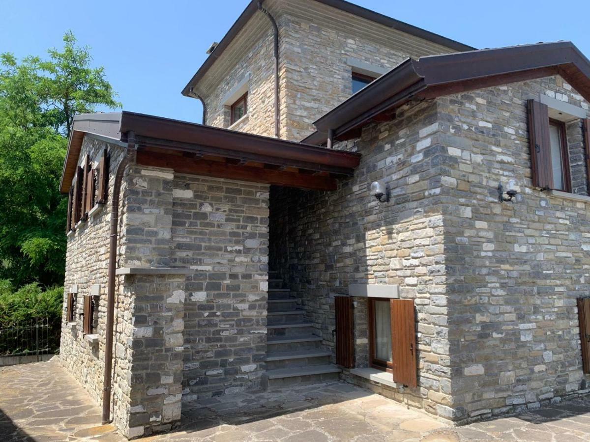 Borgo Scorza Villa Pietramogolana ภายนอก รูปภาพ