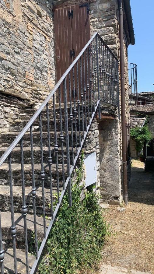 Borgo Scorza Villa Pietramogolana ภายนอก รูปภาพ